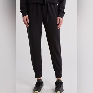 NWT Nordstrom Zella Athleisure Silky Soft Jogger Pants